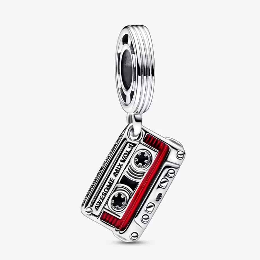 Charm Pendant Marvel Les Gardiens de la Galaxie Cassette 55,00 € - 792564C01 Charm Pendant Marvel Les Gardiens de la Galaxie Cassette 55,00 € - 792564C01
