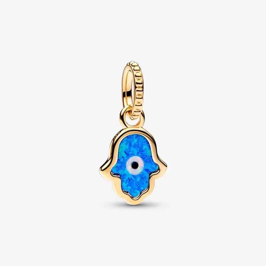 Charm Pendant Main de Fatma Bleue Opalescente 69,00 € - 762699C01 Charm Pendant Main de Fatma Bleue Opalescente 69,00 € - 762699C01