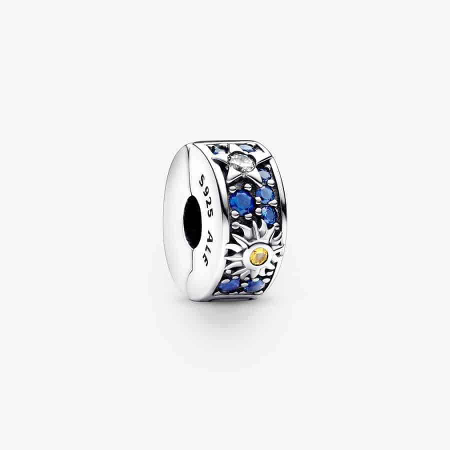 Charm Clip Céleste Soleil, Étoile & Lune 39,00 € - 792681C01 Charm Clip Céleste Soleil, Étoile & Lune 39,00 € - 792681C01