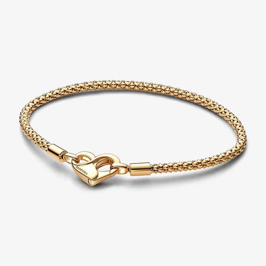 Bracelet Maille Cloutée Pandora Moments doré à l'or 585/1000e - 169,00 € - 562737C00 Bracelet Maille Cloutée Pandora Moments doré à l'or 585/1000e - 169,00 € - 562737C00