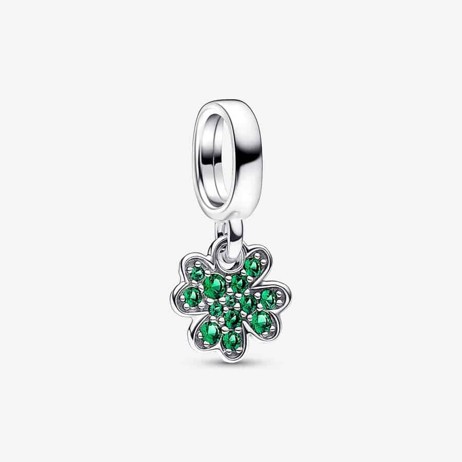 Charm Pendant Trèfle à Quatre Feuilles 29,00 € - 792751C01 Charm Pendant Trèfle à Quatre Feuilles 29,00 € - 792751C01