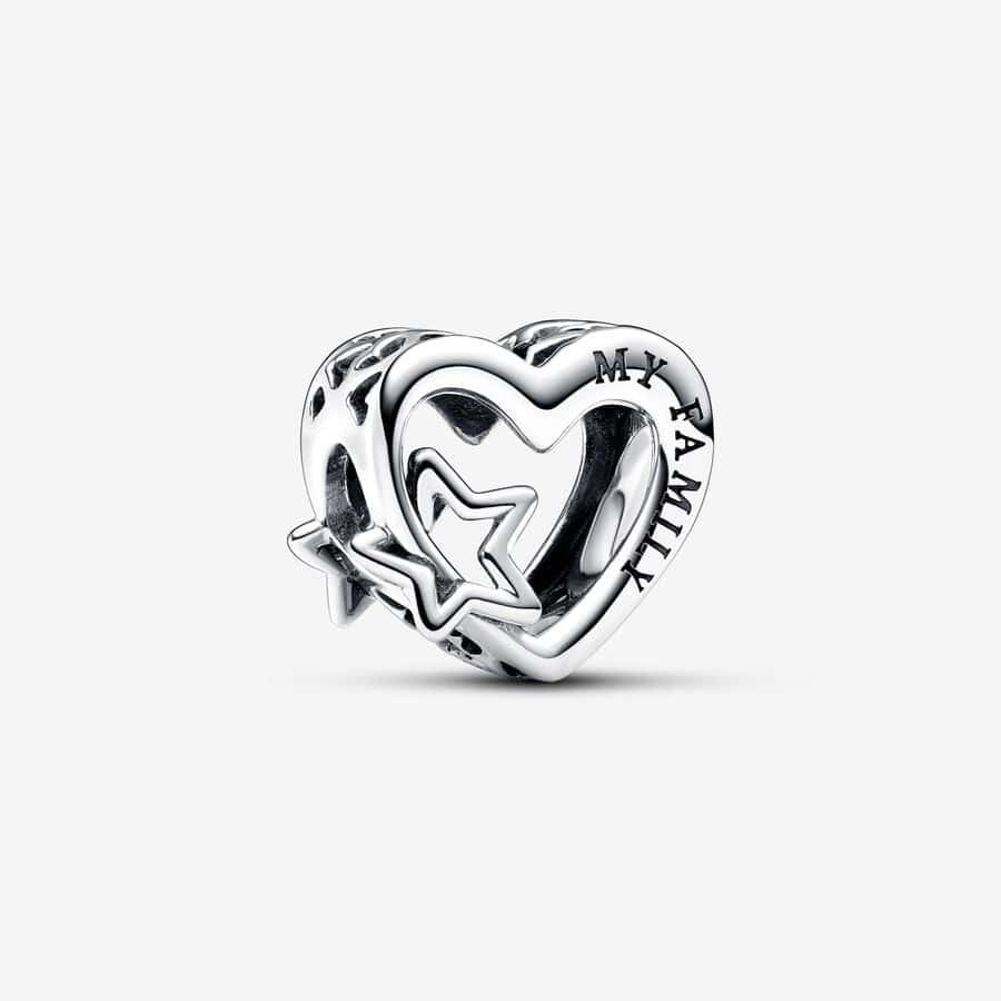 Charm Ajouré Famille Cœur et Étoile 25,00 € - 792829C00 Charm Ajouré Famille Cœur et Étoile 25,00 € - 792829C00