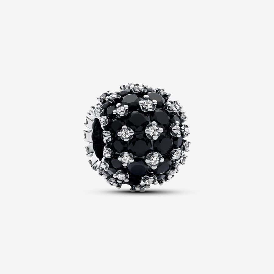 Charm Noir Rond Pavé Scintillant 69,00 € - 792630C04 Charm Noir Rond Pavé Scintillant 69,00 € - 792630C04