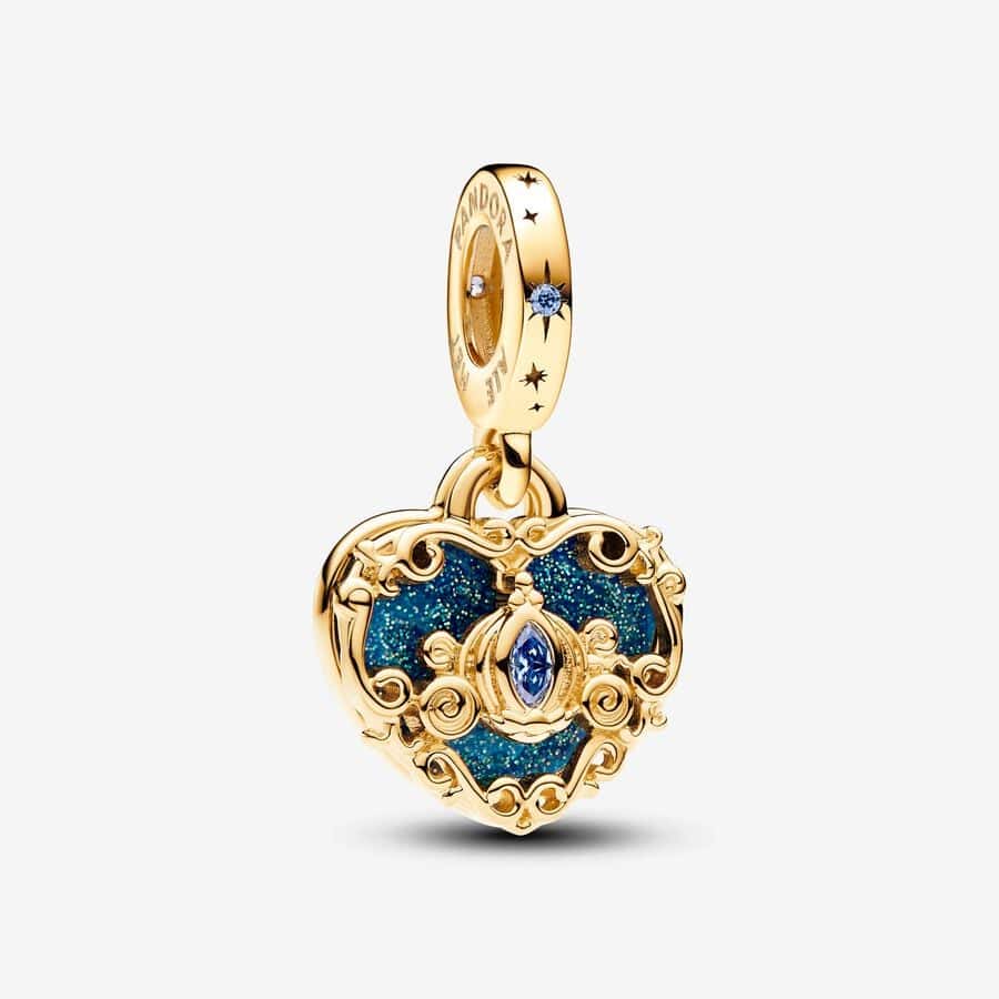 Charm Pendant Double Disney Carrosse de Cendrillon et Cœur 89,00 € - 763072C01 Charm Pendant Double Disney Carrosse de Cendrillon et Cœur 89,00 € - 763072C01