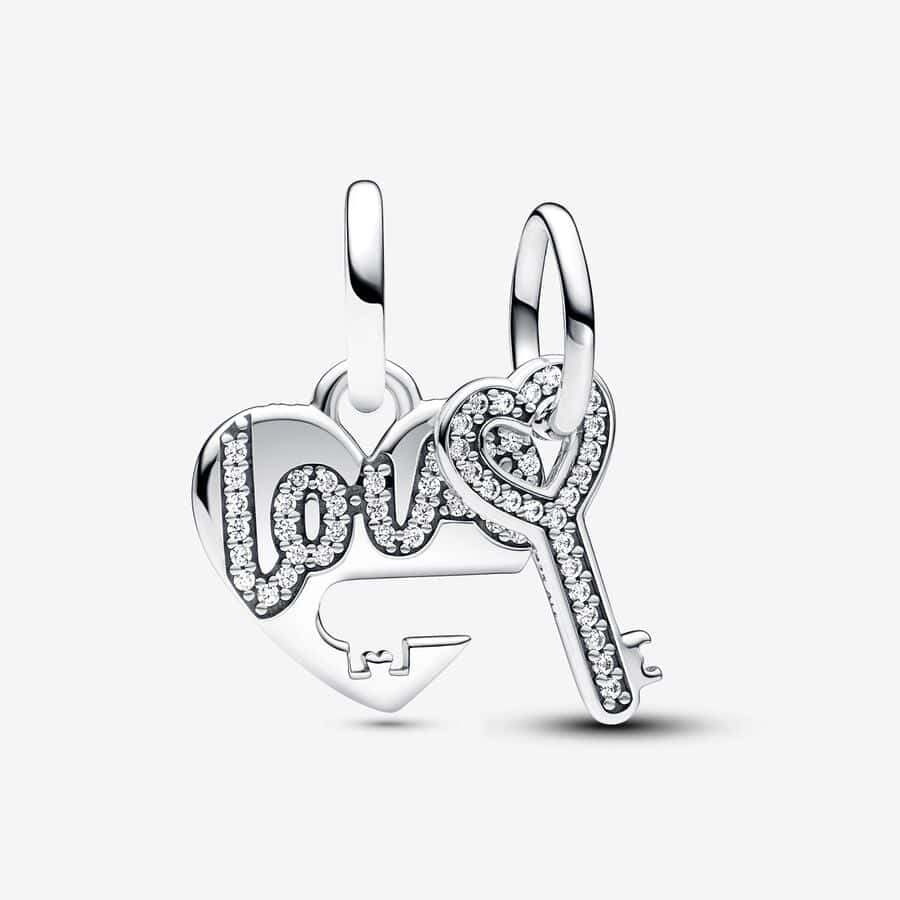 Charm Pendant Double Séparable Cœur et Clé 59,00 € - 793081C01 Charm Pendant Double Séparable Cœur et Clé 59,00 € - 793081C01