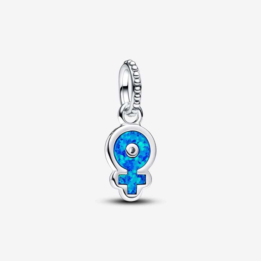 Charm Pendant Opalescent Femmes Puissantes 59,00 € - 793181C01 Charm Pendant Opalescent Femmes Puissantes 59,00 € - 793181C01