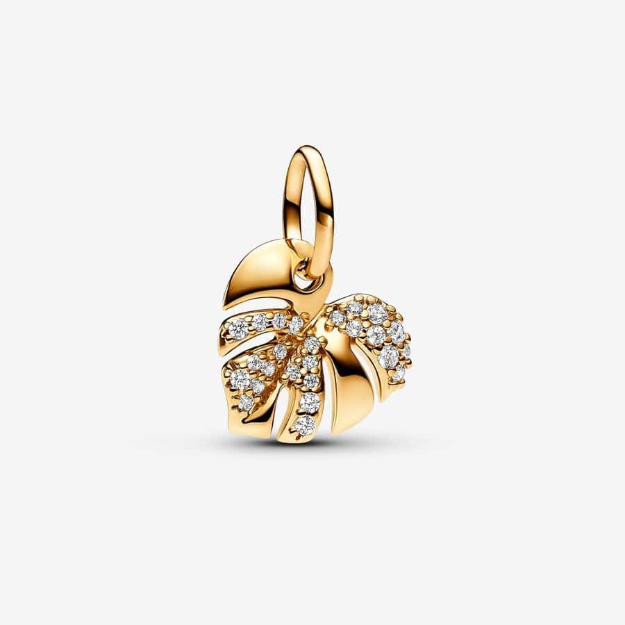 Charm Pendant Feuille de Monstera Scintillant 59,00 € - 763349C01 Charm Pendant Feuille de Monstera Scintillant 59,00 € - 763349C01